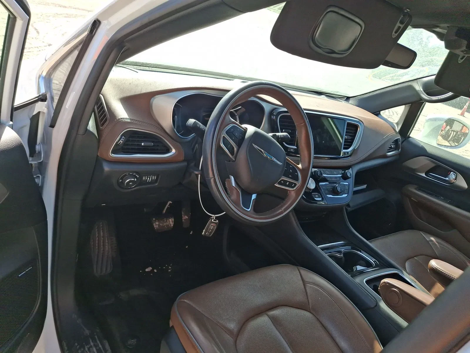 Chrysler Pacifica Hybrid Limited 2021 – realizacja importu z USA, zdjęcie 5