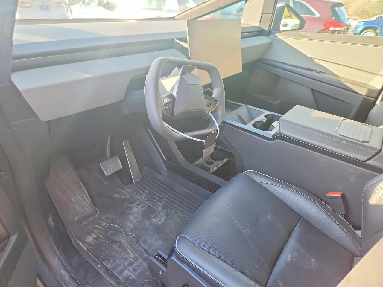 Tesla Cybertruck 2024 – realizacja importu z USA, zdjęcie 5
