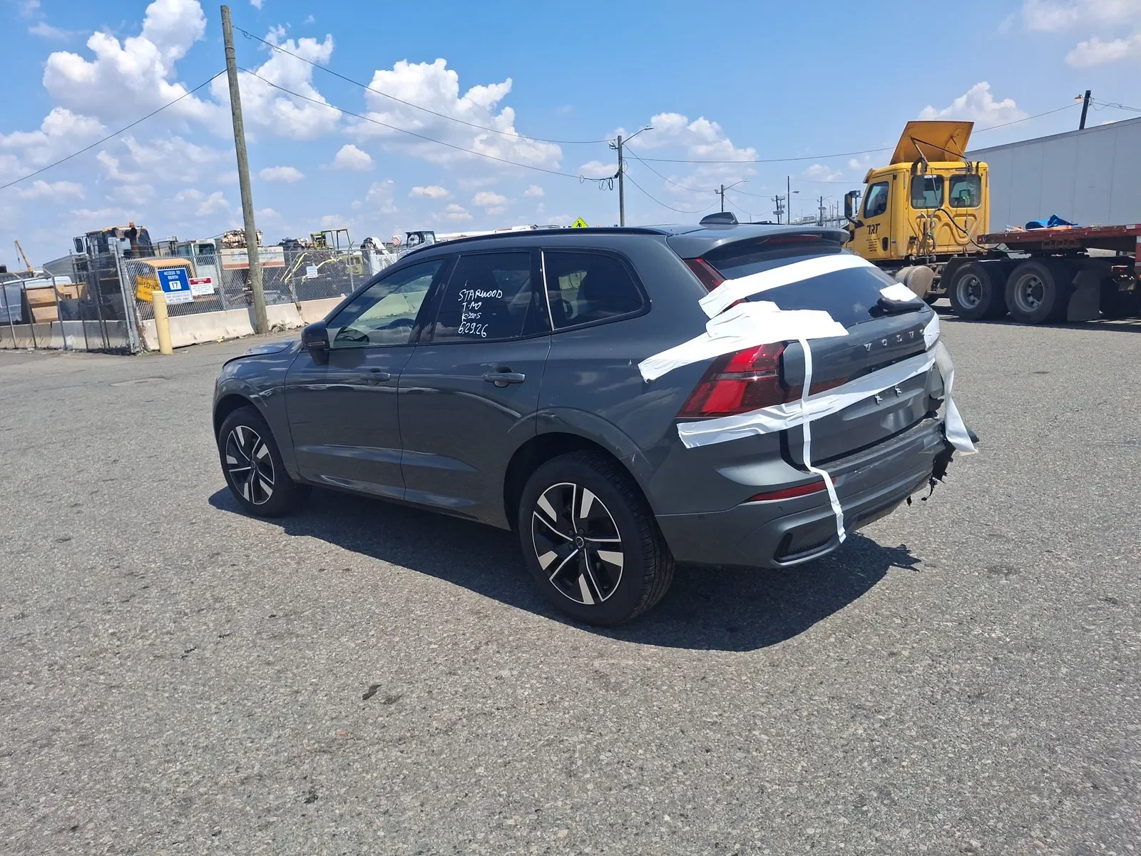 Volvo XC60 Plus 2026 – realizacja importu z USA, zdjęcie 3